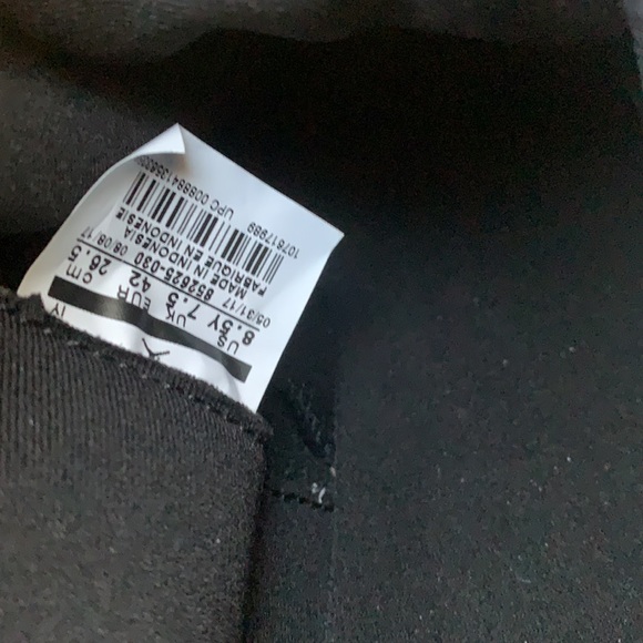 Air Jordan 11 Heiress - Picture 7 of 7